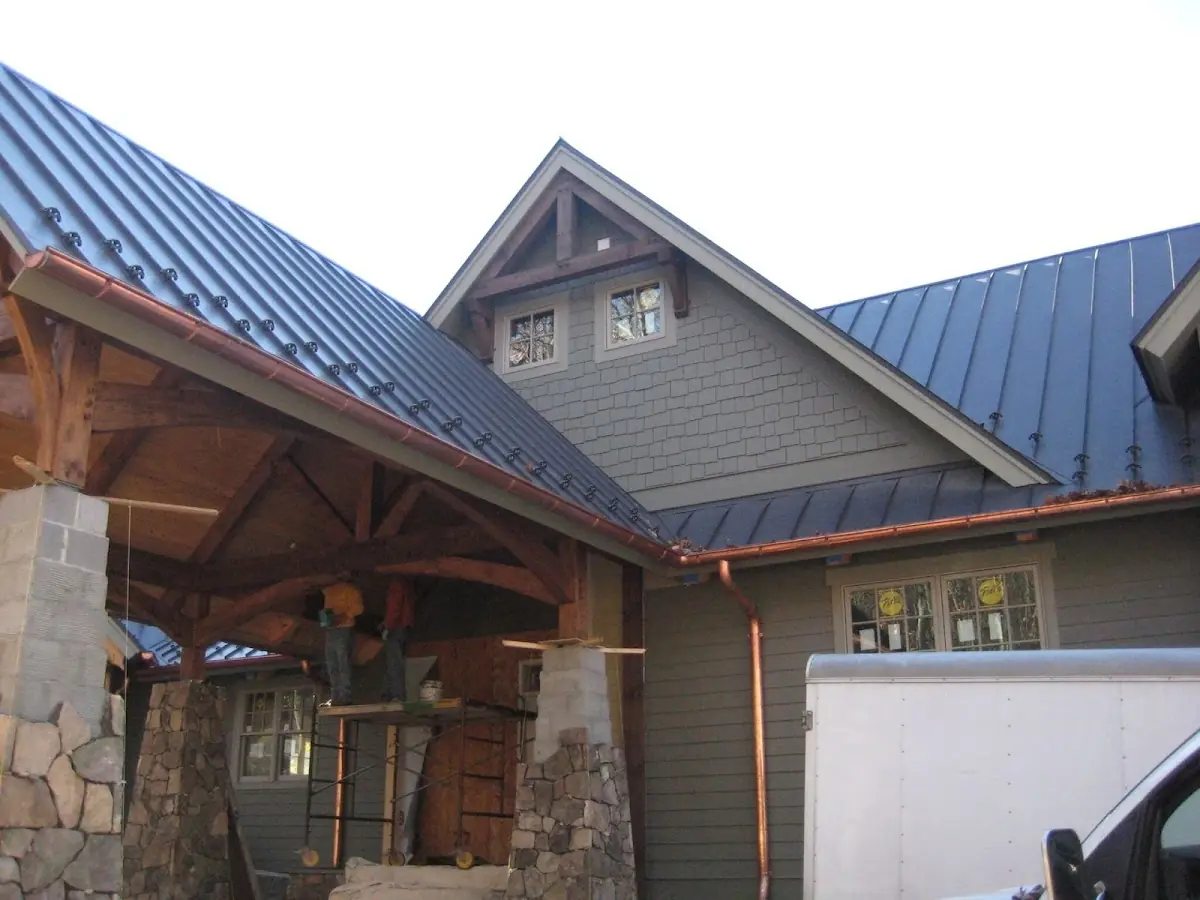 Craftsman Roofing team delivering quality roofing work in Tahoe Tavern